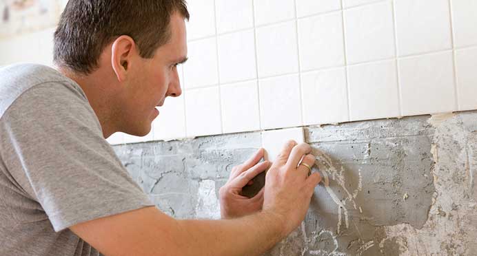 christchurch team tiling a bathroom